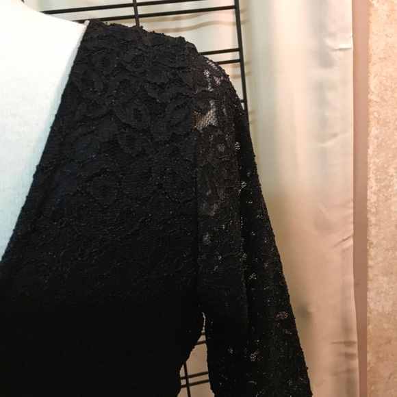 Little black dress - Picture 5 of 7